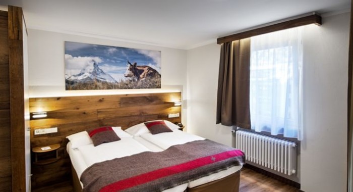 Hotel Butterfly, Zermatt ski chalet, image 4